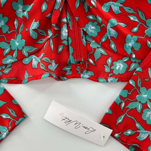 NWT: Love, Whit: Twist Front Satin Top, Red and Teal crop top, XS - Picture 2 of 9